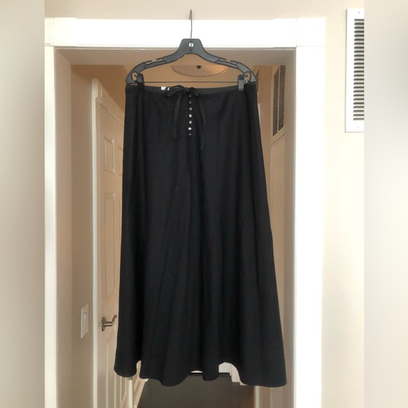 JCrew long black wool skirt. Excellent condition. - Picture 2 of 6